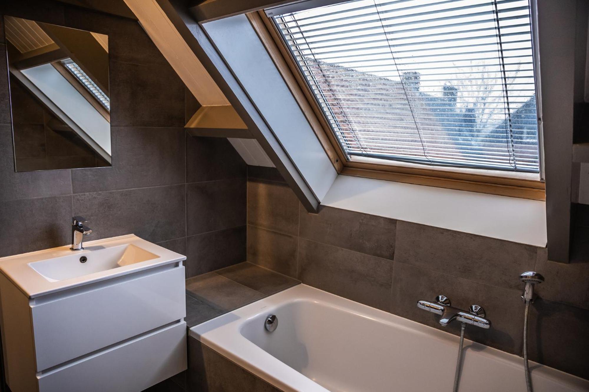 Vakantiewoning - Kon. Emmaweg 26 | 'uitspanning Oranjezon' * Vrouwenpolder